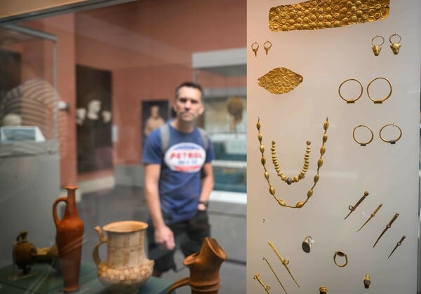 Πέθανε άνθρωπος που αποκάλυψε τη μεγαλύτερη ντροπή του Βρετανικού Μουσείου