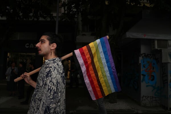 PRIDE ΘΕΣΣΑΛΟΝΙΚΗ ΣΑΜΠΟΤΑΖ ΠΟΛΕΜΟ