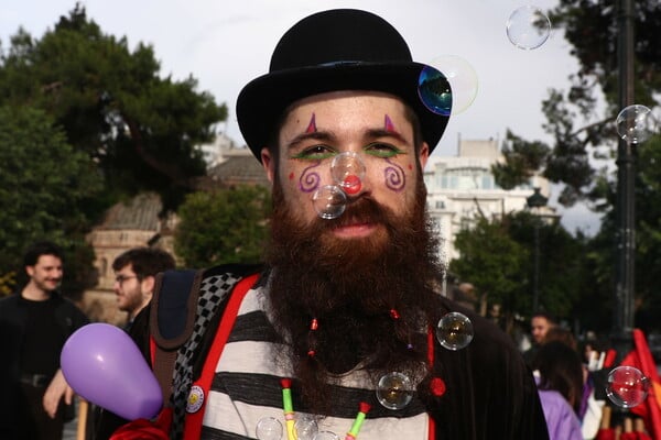 PRIDE ΘΕΣΣΑΛΟΝΙΚΗ ΣΑΜΠΟΤΑΖ ΠΟΛΕΜΟ
