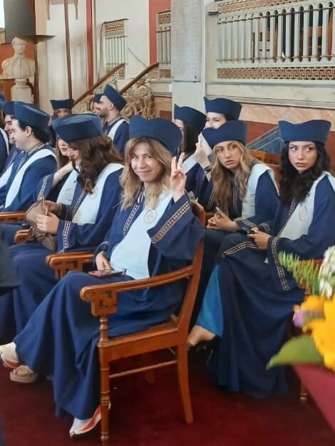 Αποφοίτησε η Δήμητρα Παπαδοπούλου: «Μπαμπά, πήρα πτυχίο!»