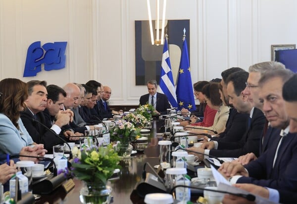 ΜΗΤΣΟΤΑΚΗΣ ΥΠΟΥΡΓΙΚΟ ΝΕΑ ΚΟΜΜΑΤΑ