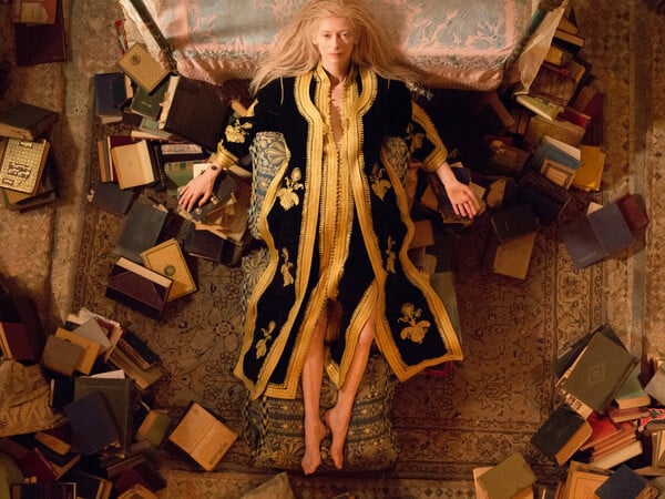 Tilda Swinton κάτω από την Ακρόπολη: Θερινό σινεμά στην ταράτσα του Onassis Ready