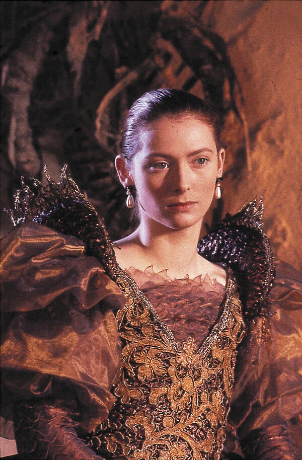 Tilda Swinton κάτω από την Ακρόπολη: Θερινό σινεμά στην ταράτσα του Onassis Ready