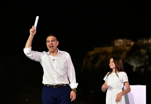 ΕΛΑΣ ΓΙΑΤΙ ΑΛΕΞΗ ΤΣΙΠΡΑ ΟΝΟΜΑ