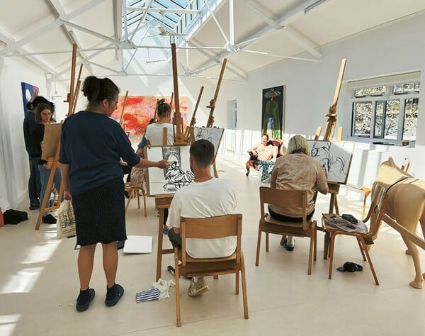 Η Tracey Emin έζησε αρκετά για να δει τη ντροπή να αλλάζει πλευρά
