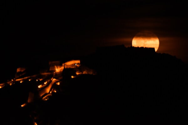 ΠΑΝΣΕΛΗΝΟΣ ΜΑΙΟΥ ΜΠΛΕ ΦΕΓΓΑΡΙ ΕΛΛΑΔΑ