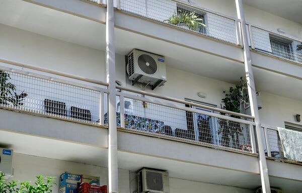 ΚΑΛΑΜΑΤΑ ΓΥΝΑΙΚΟΚΤΟΝΙΑ