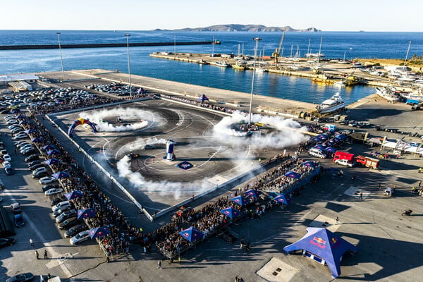 Red Bull Mad Mike Tour: Εκρηκτική πρεμιέρα για το απόλυτο motorsport θέαμα και τον Mad Mike