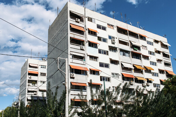 Πώς κυλούν οι μέρες στο Περιστέρι του Μιχάλη Δέλτα;