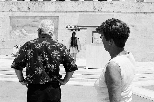 Ντρέπεσαι, όταν βλέπεις τουρίστες στην Αθήνα;