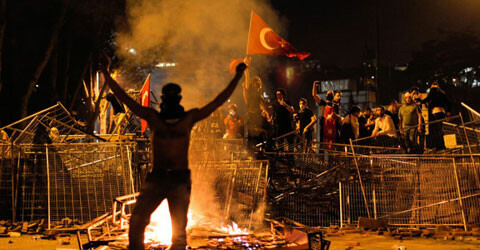 Ο Akin Unver για τις πρόσφατες ταραχές στην Τουρκία