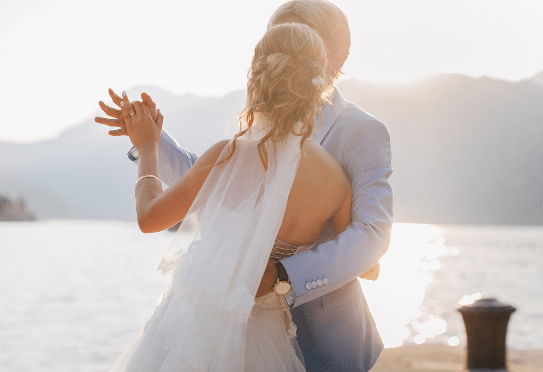 Easy Wedding: Όλα του γάμου...εύκολα