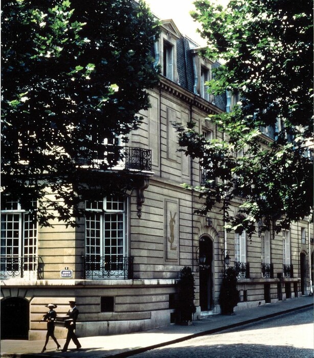 Εγκαινιάζεται το νέο μουσείο του Yves Saint Laurent στο Παρίσι
