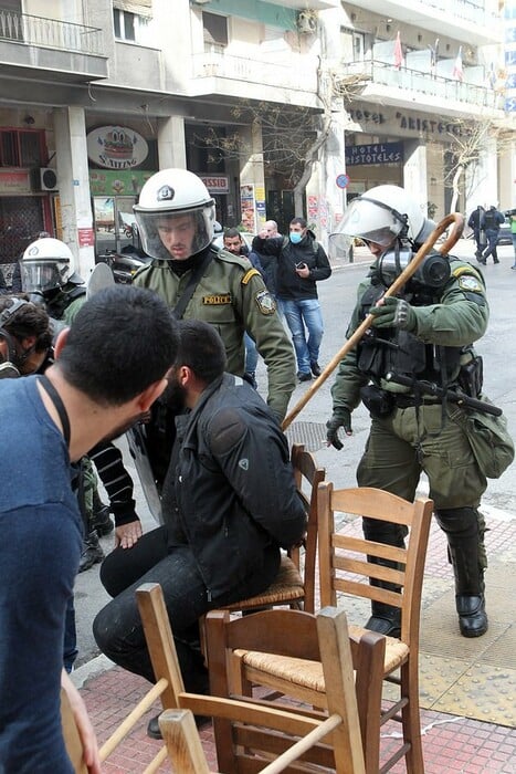 Η πολιορκία της Αθήνας - 50 φωτογραφίες από την επέλαση των αγροτών