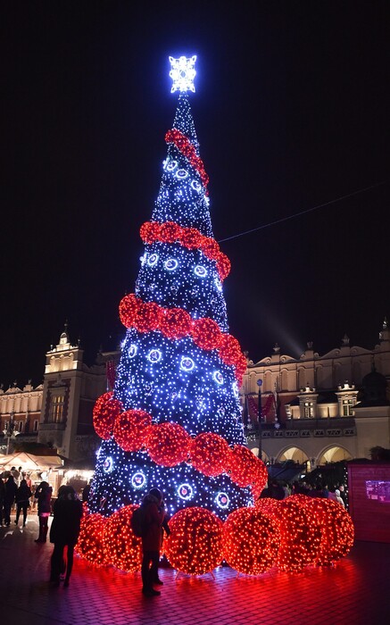 Τα ομορφότερα Χριστουγεννιάτικα δέντρα σε όλον τον κόσμο