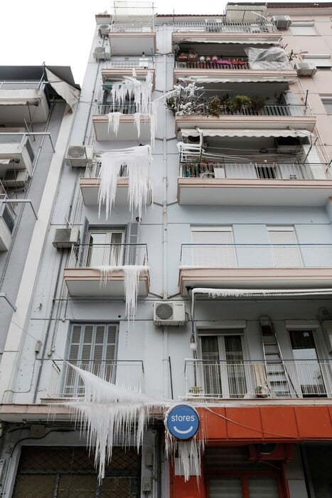 Κι όμως είναι στη Θεσσαλονίκη- 10 φωτογραφίες από την παγωμένη συμπρωτεύουσα