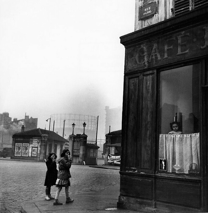 Ο φωτογράφος της "Πόλης του Έρωτα" Robert Doisneau σε μία εντυπωσιακή έκθεση στο Βερολίνο