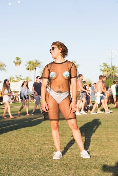 Σχεδόν γυμνoί στο Coachella - ΦΩΤΟΓΡΑΦΙΕΣ