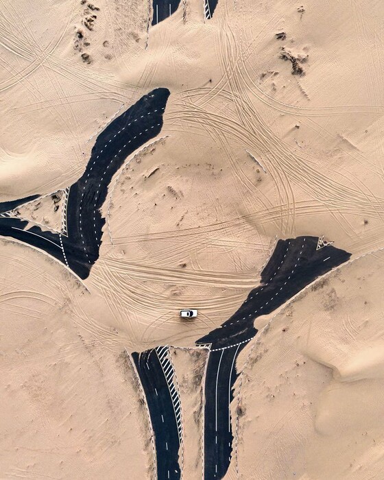 Η έρημος «καταπίνει» το Ντουμπάι και το Άμπου Ντάμπι - Εντυπωσιακές φωτογραφίες από την ανακατάληψη της φύσης