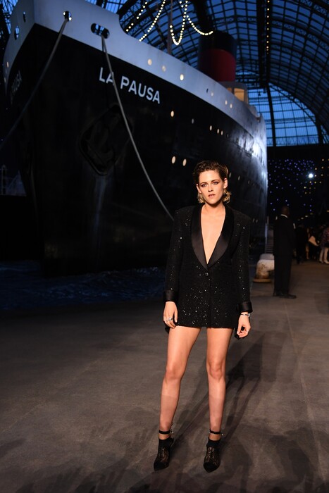 Το υπερθέαμα της Chanel Cruise 2018 - Ο διάσημος οίκος έστησε ένα γιγάντιο πλοίο μέσα στο Grand Palais