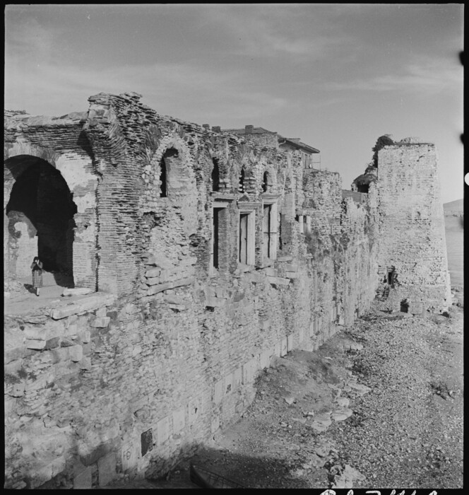 Η Βυζαντινή Κωνσταντινούπολη, 1930-1947