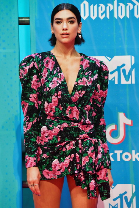 MTV EMA: Οι νικητές, το κόκκινο χαλί και η Σταρ Ελλάς Ιωάννα Μπέλα στα βραβεία