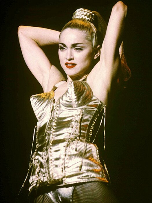 «Φροϋδικός εφιάλτης»: 30 χρόνια από την σκανδαλώδη Blond Ambition Tour της Madonna