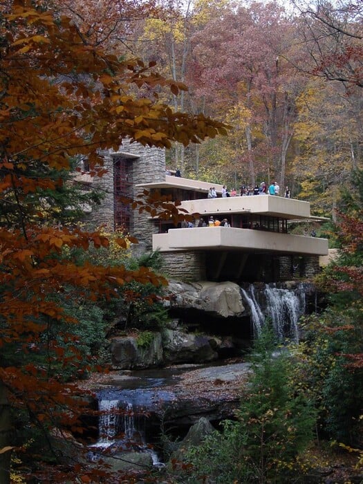 Mέσα στο Fallingwater: το διασημότερο σπίτι της Αμερικής