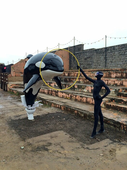  Καλωσήρθατε στη Dismaland- Ο Banksy δημιούργησε το "πιο απογοητευτικό αξιοθέατο" της Βρετανίας