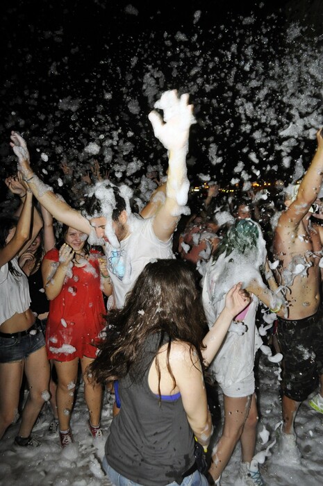 Let’s get foam beach edition