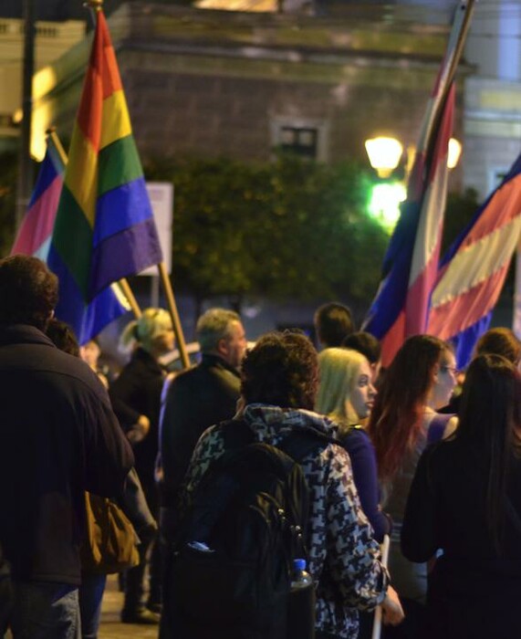 30 φωτογραφίες απ' την πορεία για την Παγκόσμια Ημέρα Μνήμης Διεμφυλικών