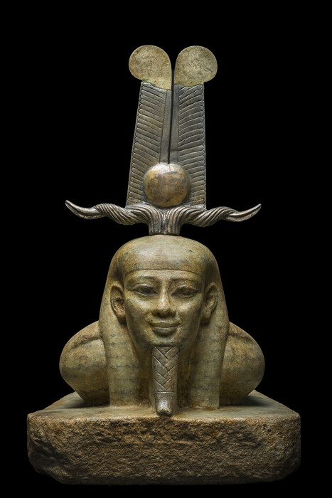 Τα αριστουργήματα μιας αρχαίας πόλης βυθισμένης στο Νείλο και η λατρεία του Όσιρι