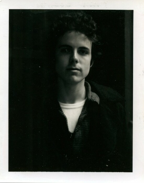 Τα πρώτα, δειλά βήματα των mega-stars σε polaroids του Gus Van Sant