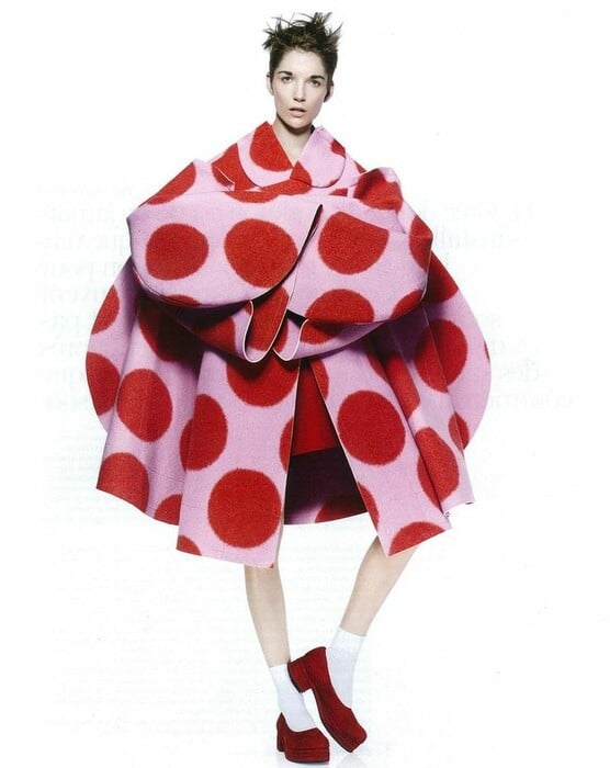 Η σημασία του να είσαι η Rei Kawakubo