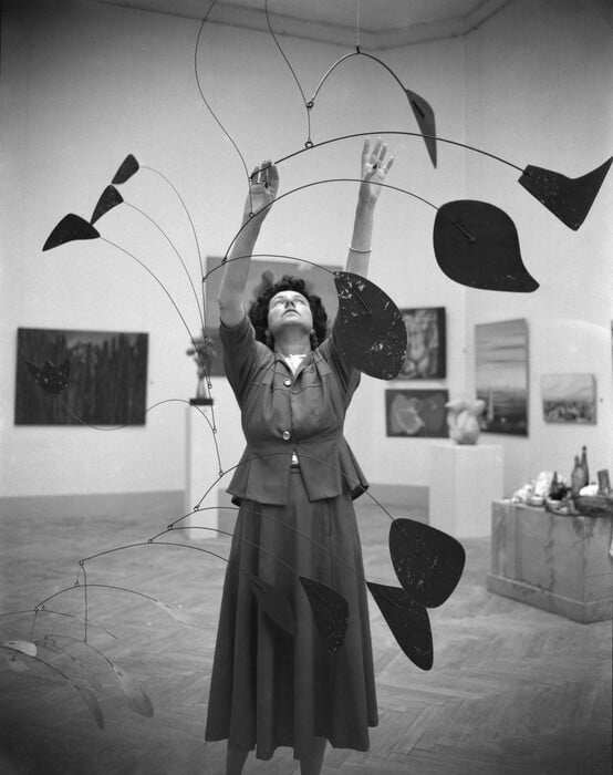 Τα δισέγγονα της Peggy Guggenheim ισχυρίζονται ότι έκθεση στη Νέα Υόρκη παραβιάζει τη διαθήκη της