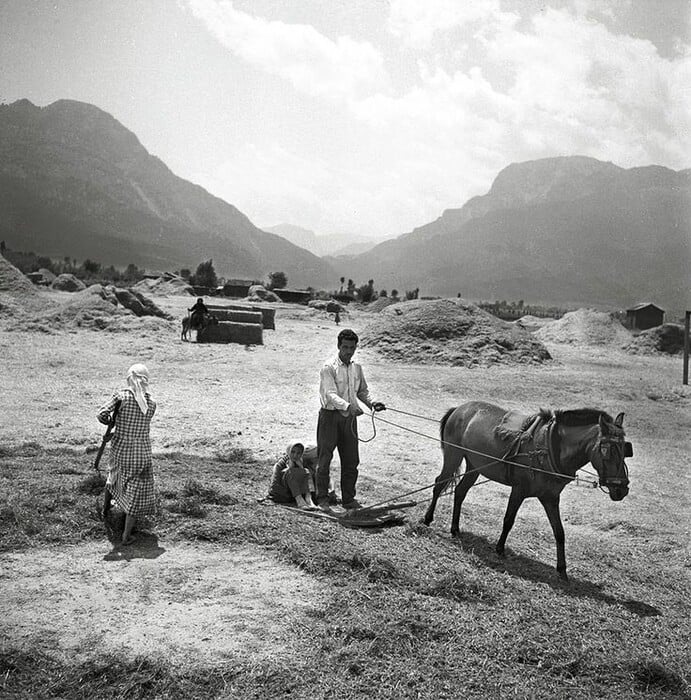 Η Ελλάδα μέσα από τον φωτογραφικό φακό του Τάκη Τλούπα