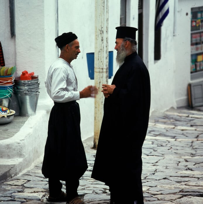 Σκύρος παπάς αγρότης