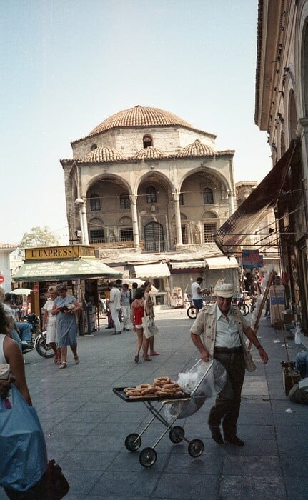 Ένα ταξίδι στην Αθήνα της δεκαετίας του 1980