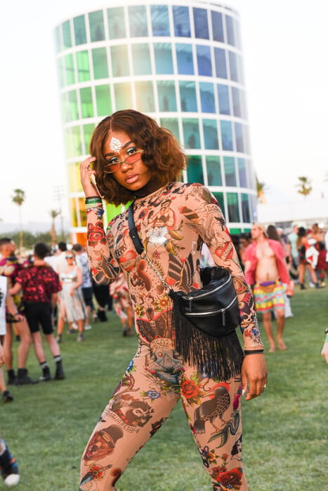 Κορίτσια και αγόρια του Coachella - Street style από το μεγάλο φεστιβάλ μουσικής στην Καλιφόρνια