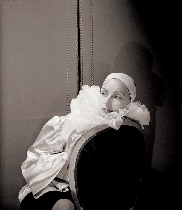Cecil Beaton: Ο πολυτάλαντος δανδής που εστίασε στις μεγαλύτερες προσωπικότητες του 20ου αιώνα
