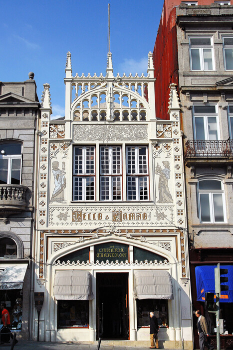 Lello bookstore exterior