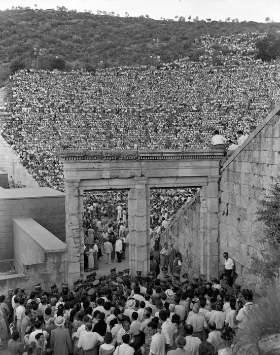 Το φως του ελληνικού καλοκαιριού σε 20 φωτογραφίες από το αρχείο του Μουσείου Μπενάκη