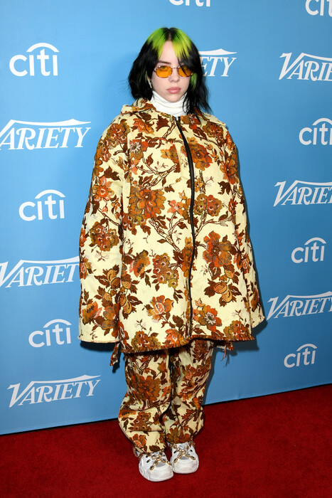 Το εκκεντρικό oversized στυλ της Billie Eilish