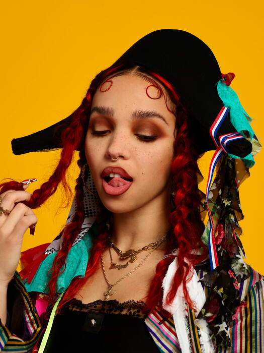 Η FKA Twigs και η οδυνηρή πορεία προς έναν καλλιτεχνικό θρίαμβο