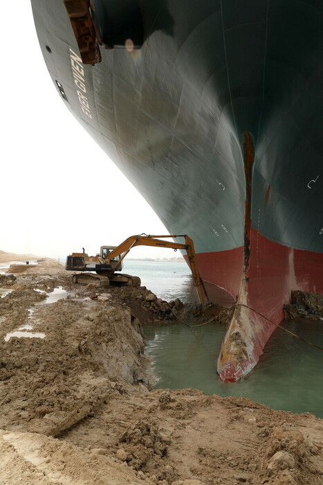 Διώρυγα του Σουέζ: Το πλοίο που «φράκαρε» την παγκόσμια οικονομία είχε ξαναμπλοκάρει λιμάνι