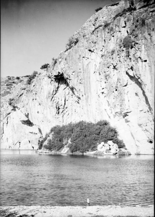 Στη Βουλιαγμένη τη δεκαετία του 1930