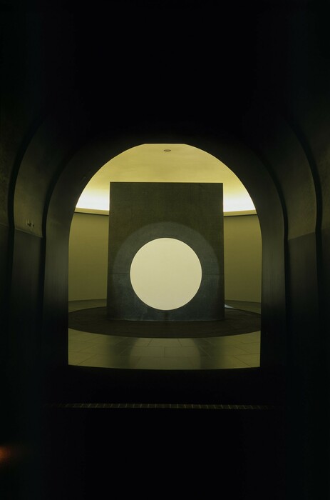 James Turrell: Ο μεγάλος λάτρης του φωτός, ο καλλιτέχνης της μεγάλης ουτοπίας