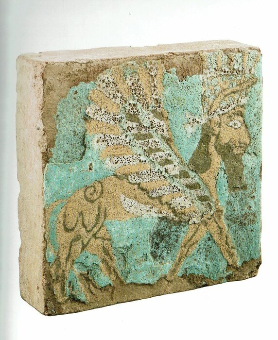 Μια σειρά κλεμμένα εξαιρετικά πλακίδια ηλικίας 2.700 ετών επιστρέφονται στο Ιράν από την Ελβετία
