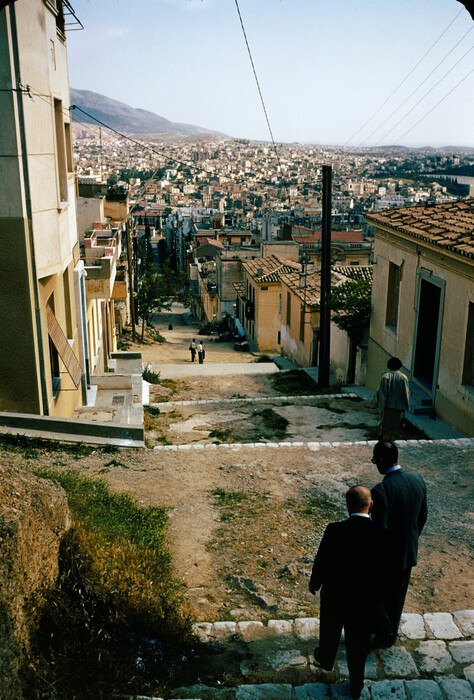 Bόλτα στο Κολωνάκι του 1952