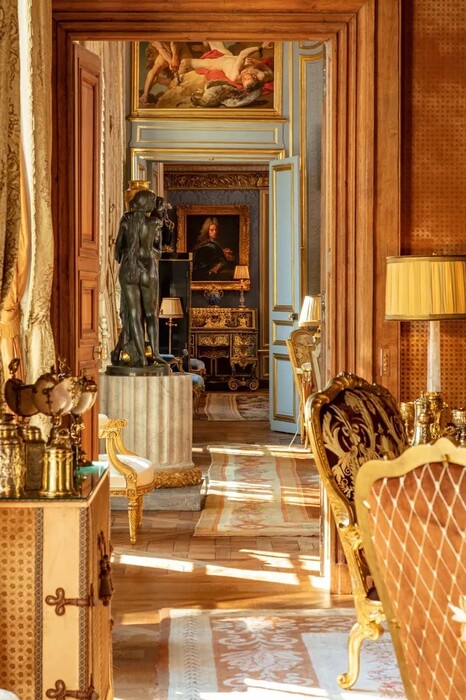 Hôtel Lambert: Σε δημοπρασία το περιεχόμενο της θρυλικής έπαυλης στο Παρίσι